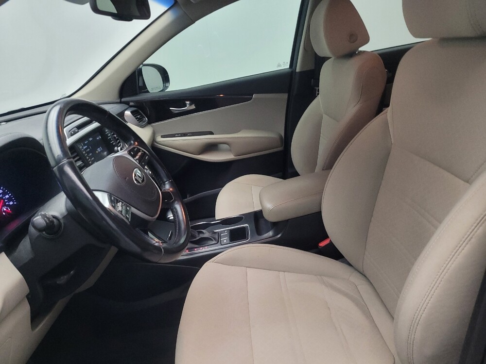 2019 Kia Sorento in Stone Mountain, GA 30083 - 18124277 17