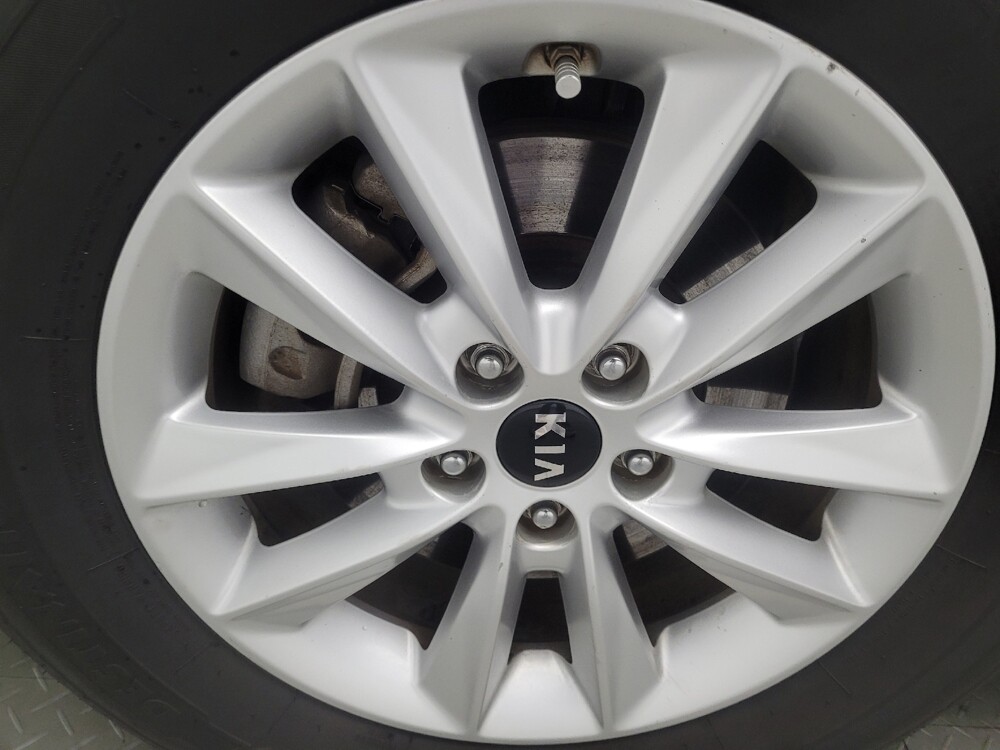 2019 Kia Sorento in Stone Mountain, GA 30083 - 18124277 31