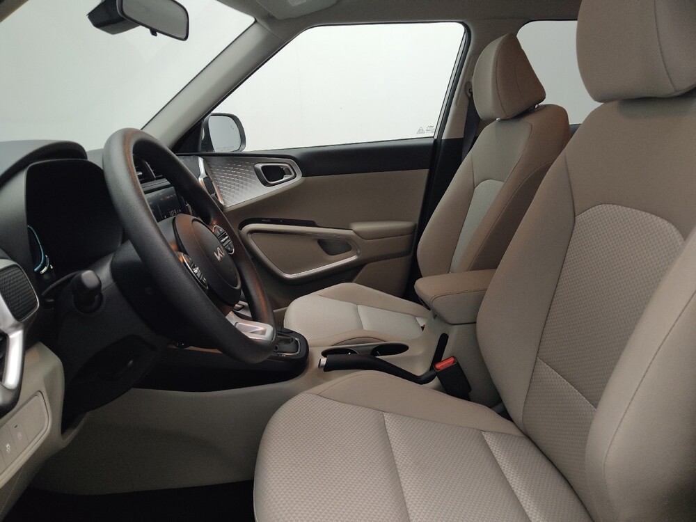 2025 Kia Soul in Union City, GA 30291 - 18124297 17