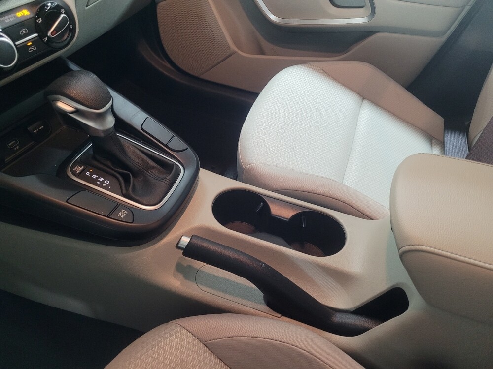 2025 Kia Soul in Union City, GA 30291 - 18124297 26