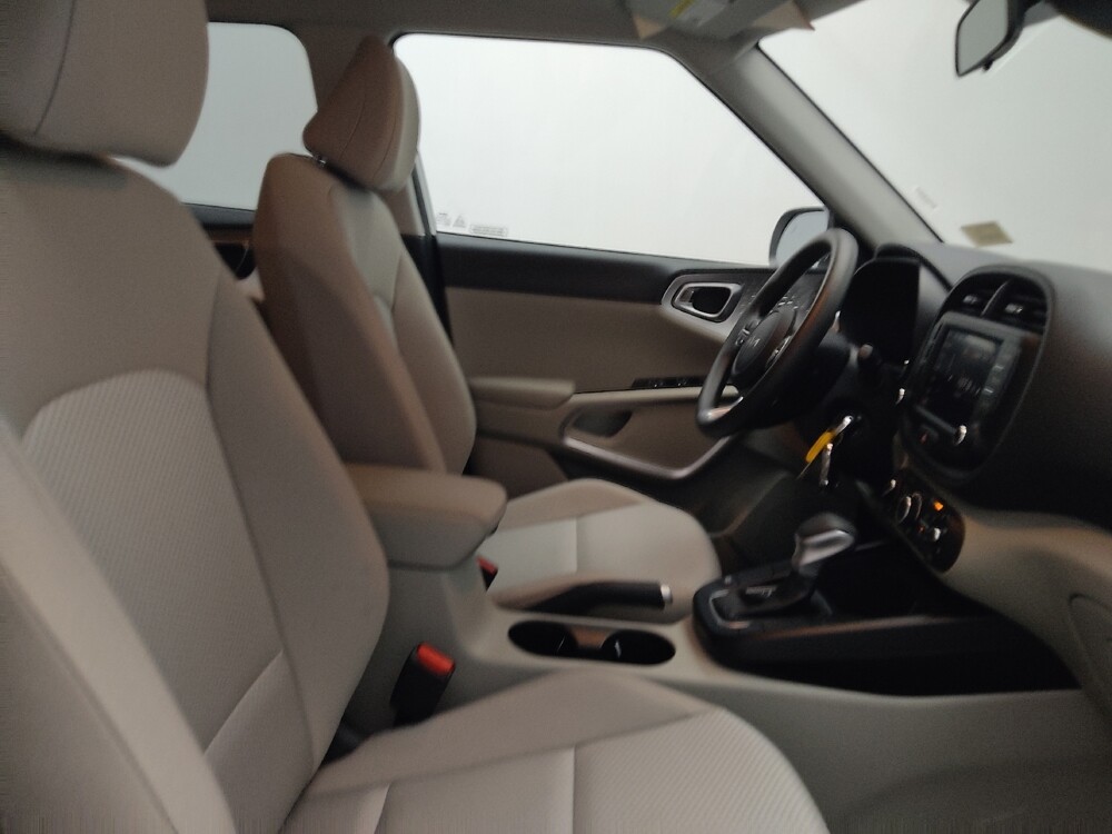 2025 Kia Soul in Union City, GA 30291 - 18124297 21