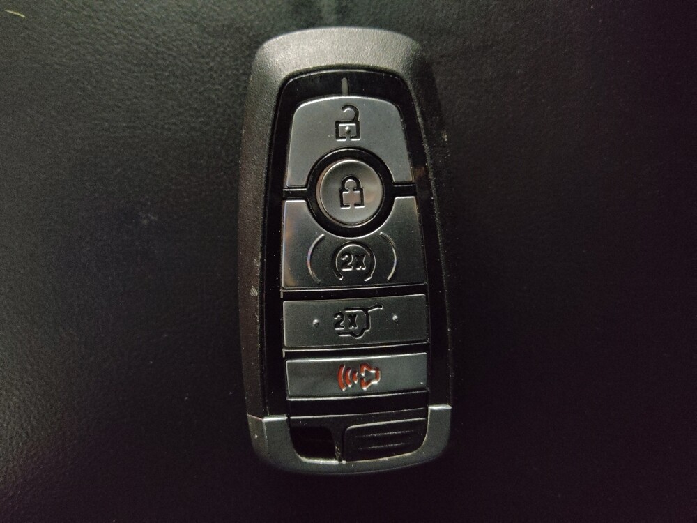 2022 Ford Explorer in Birmingham, AL 35215 - 18124302 32