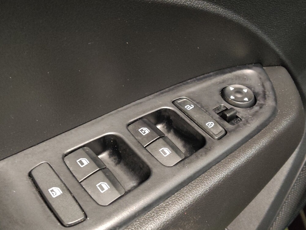 2025 Hyundai Venue in Lubbock, TX 79424 - 18124311 27