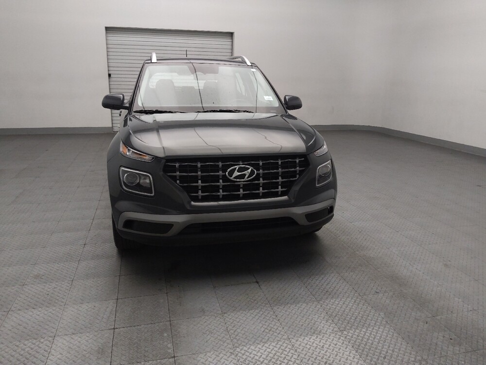 2025 Hyundai Venue in Lubbock, TX 79424 - 18124311 14