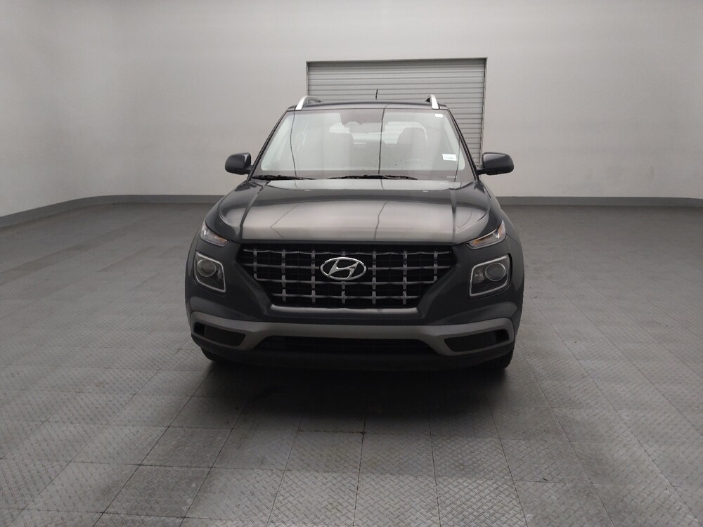 2025 Hyundai Venue in Lubbock, TX 79424 - 18124311 15