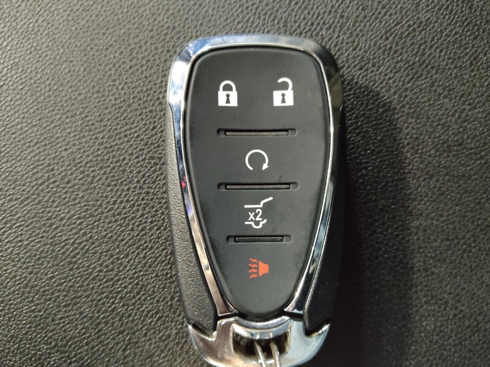 2020 Chevrolet Equinox in Lubbock, TX 79424 - 18124312 32