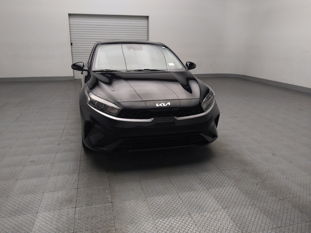 2022 Kia Forte in Arlington, TX 76011 - 18124313 14