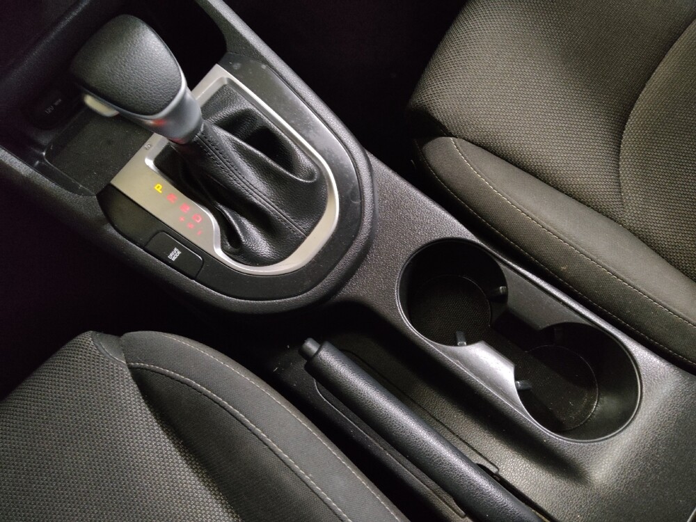 2022 Kia Forte in Arlington, TX 76011 - 18124313 26