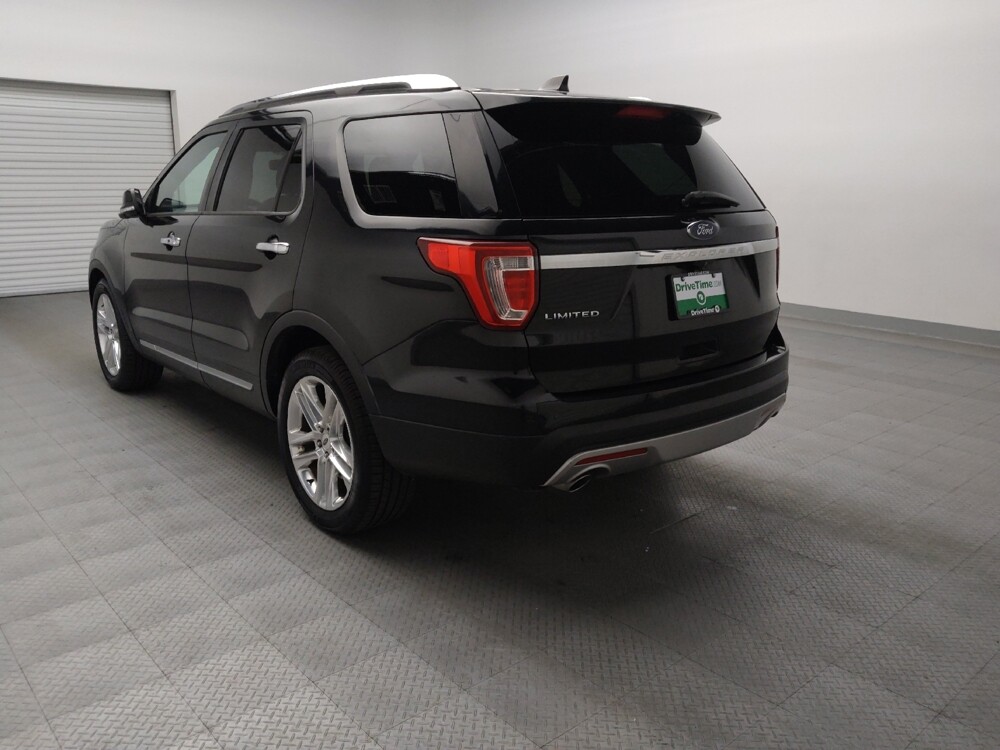 2017 Ford Explorer in Tulsa, OK 74145 - 18124315 5