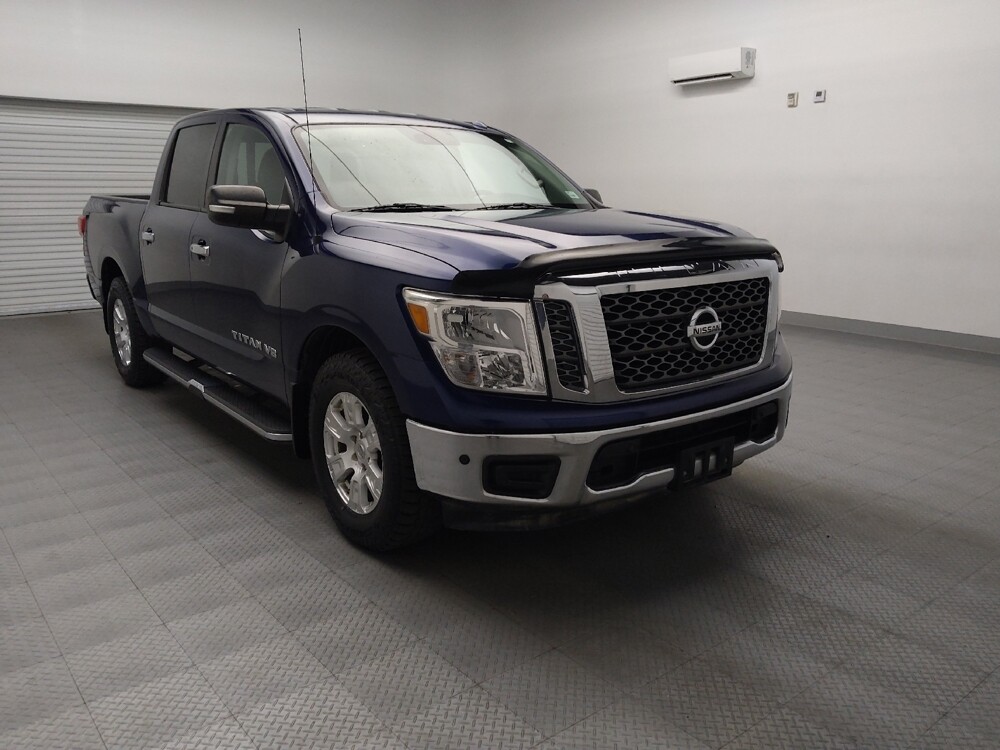 2018 Nissan Titan in Fort Worth, TX 76116 - 18124319 13
