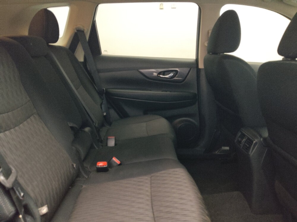 2019 Nissan Rogue in Arlington, TX 76011 - 18124324 19