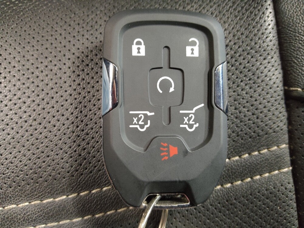 2016 GMC Yukon XL in Lubbock, TX 79424 - 18124328 32