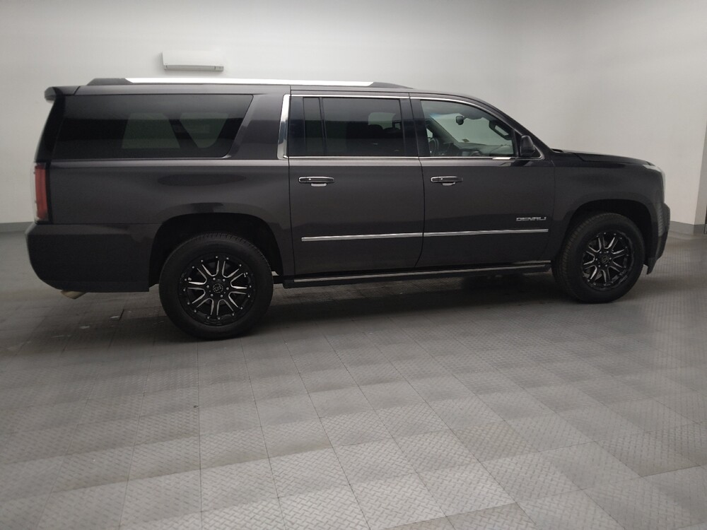 2016 GMC Yukon XL in Lubbock, TX 79424 - 18124328 10