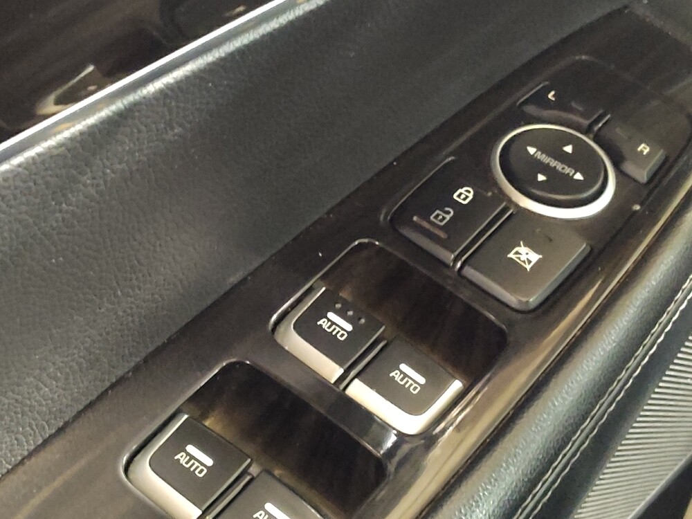 2020 Kia Sorento in Lubbock, TX 79424 - 18124329 27