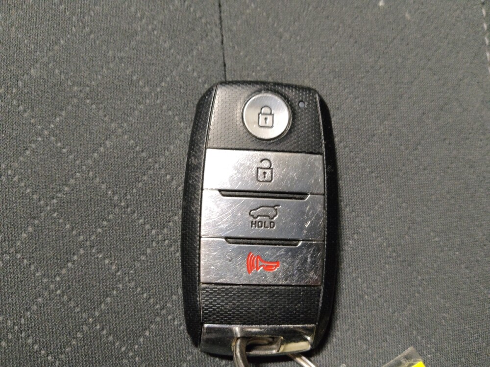 2020 Kia Sorento in Lubbock, TX 79424 - 18124329 32