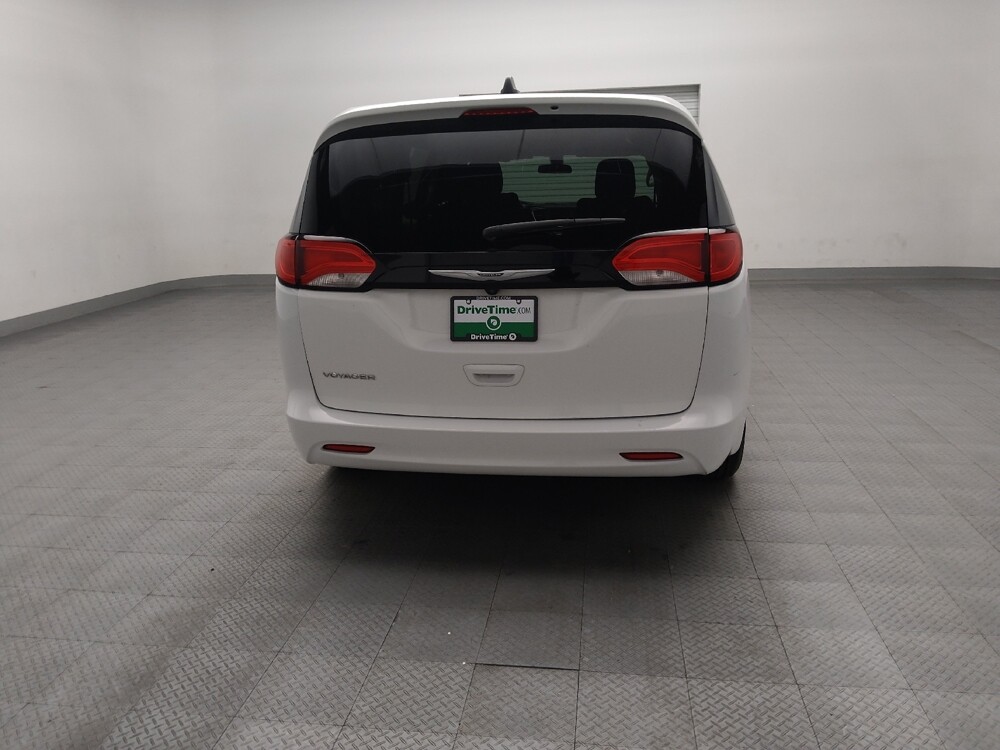 2022 Chrysler Voyager in Lewisville, TX 75067 - 18124334 7