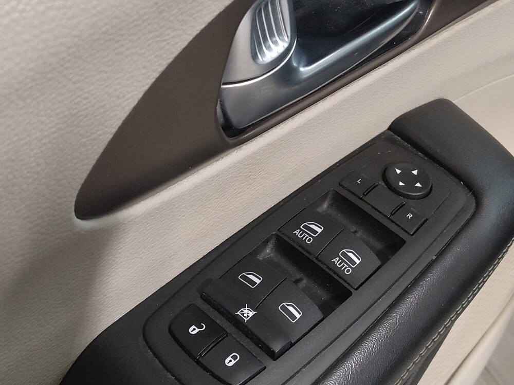 2022 Chrysler Voyager in Lewisville, TX 75067 - 18124334 27