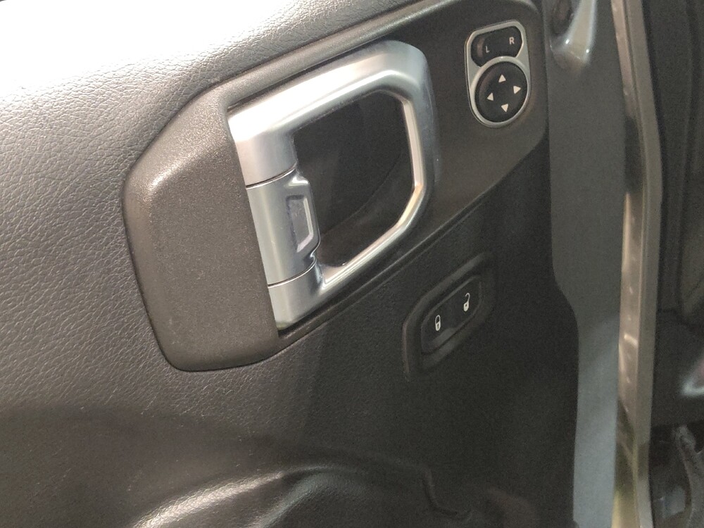 2018 Jeep Wrangler in Plano, TX 75074 - 18124335 27