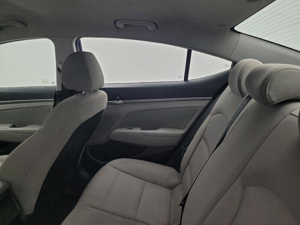 2018 Hyundai Elantra in Tampa, FL 33619 - 18124338 18