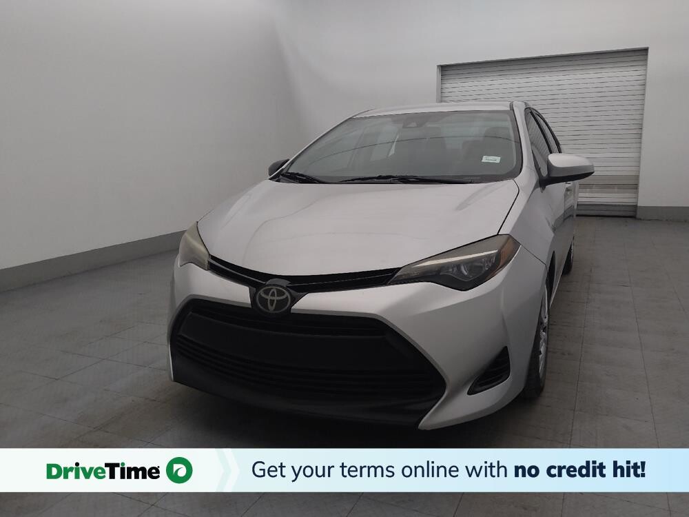 2018 Toyota Corolla in Clearwater, FL 33764 - 18124340