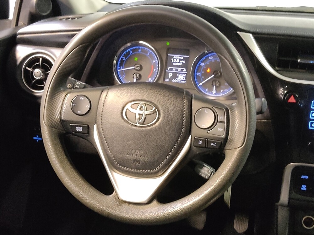 2018 Toyota Corolla in Clearwater, FL 33764 - 18124340 22
