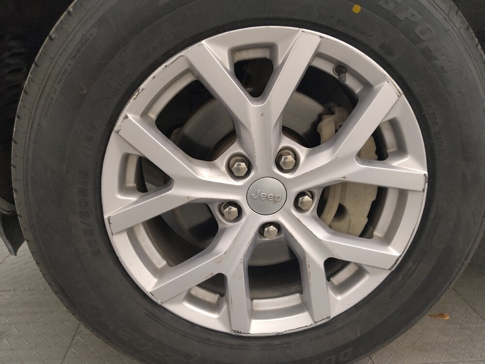 2022 Jeep Grand Cherokee in Knoxville, TN 37923 - 18124342 31