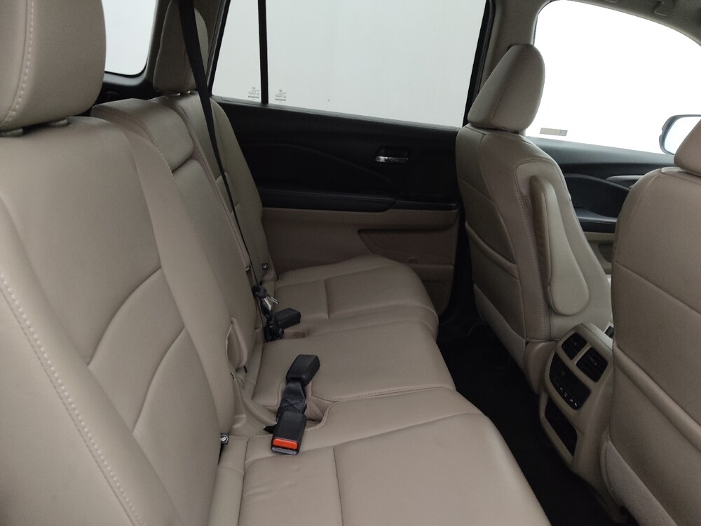 2018 Honda Pilot in Bradenton, FL 34207 - 18124353 19