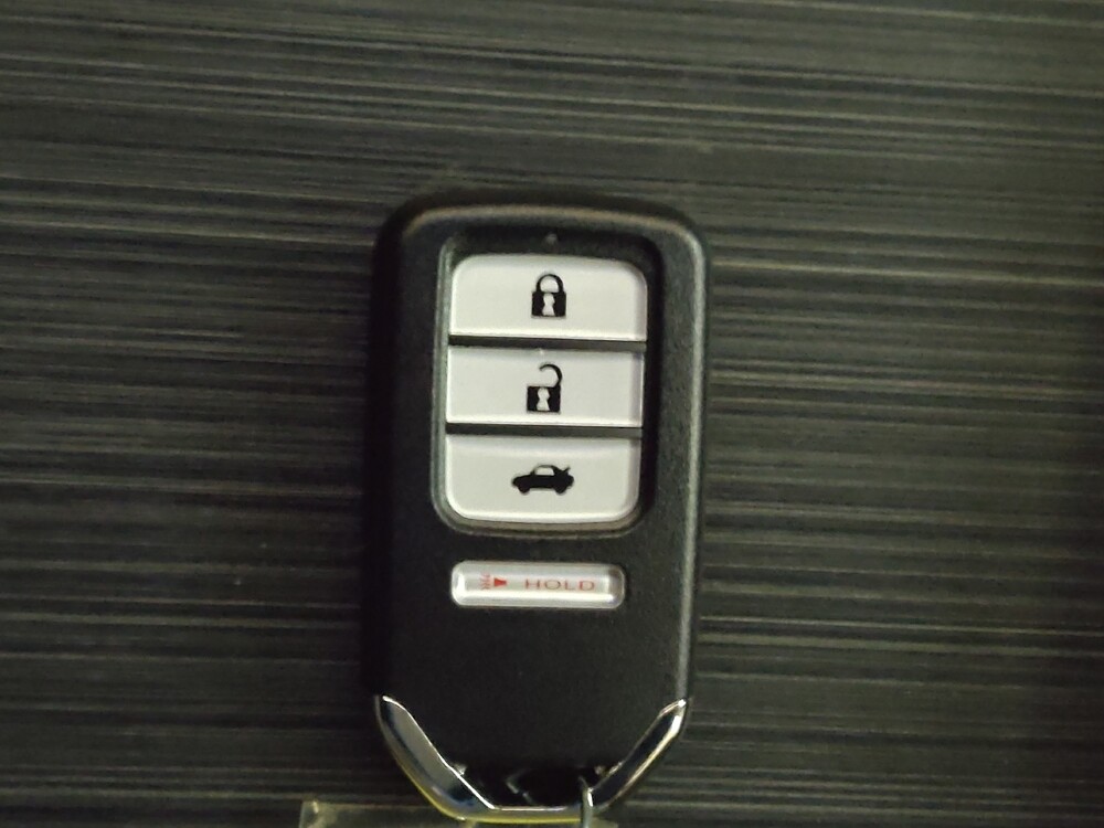 2018 Honda Pilot in Bradenton, FL 34207 - 18124353 32