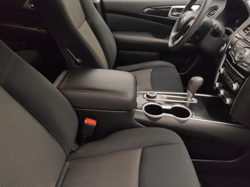 2019 Nissan Pathfinder in Clearwater, FL 33764 - 18124358 21