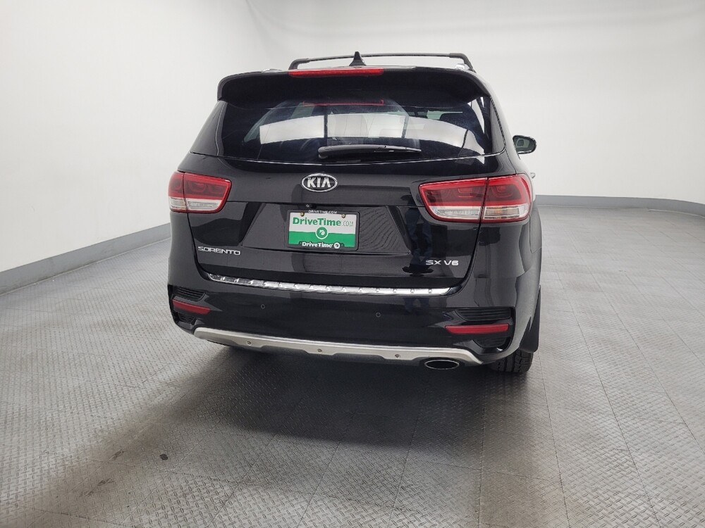 2016 Kia Sorento in Las Vegas, NV 89102 - 18124359 7