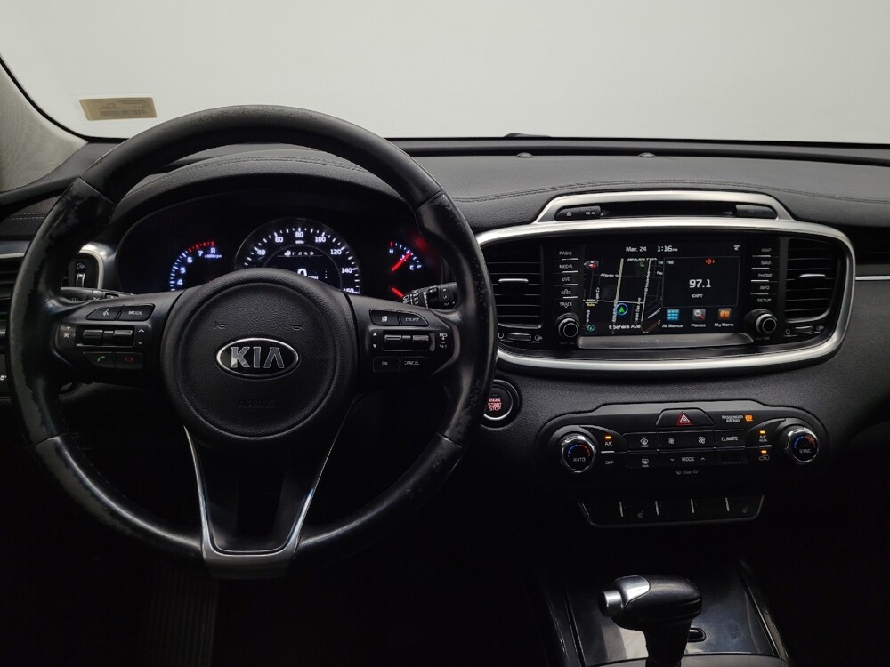 2016 Kia Sorento in Las Vegas, NV 89102 - 18124359 22