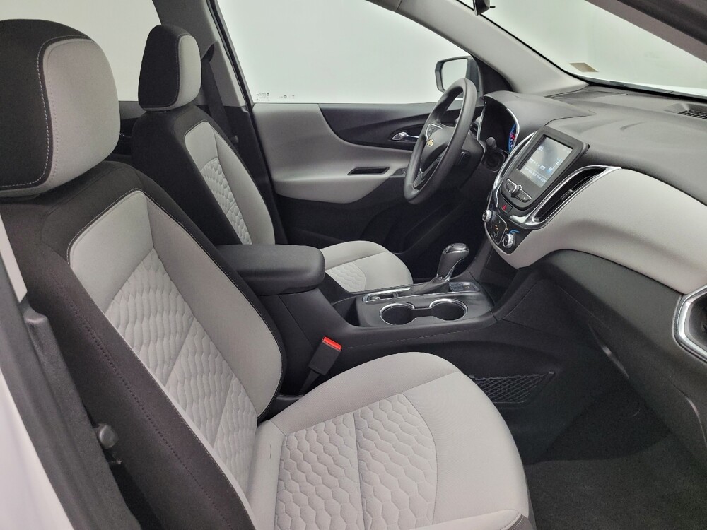 2018 Chevrolet Equinox in Las Vegas, NV 89102 - 18124364 21