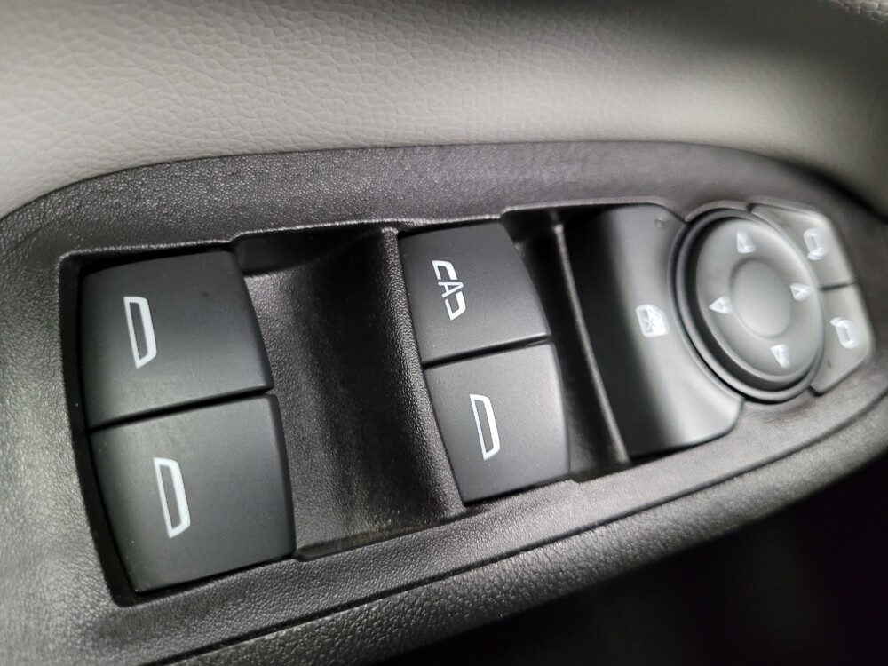 2018 Chevrolet Equinox in Las Vegas, NV 89102 - 18124364 27