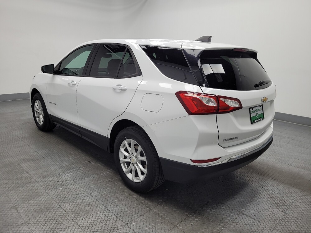 2018 Chevrolet Equinox in Las Vegas, NV 89102 - 18124364 3