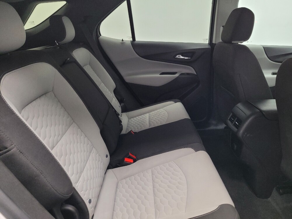 2018 Chevrolet Equinox in Las Vegas, NV 89102 - 18124364 19