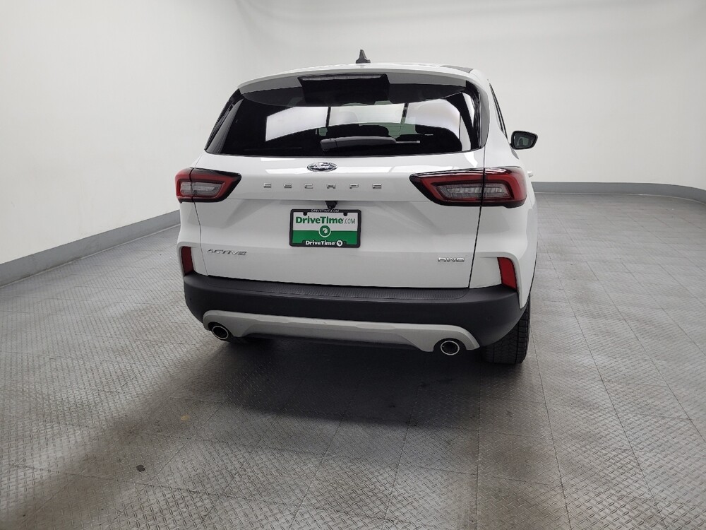 2023 Ford Escape in Las Vegas, NV 89104 - 18124366 7