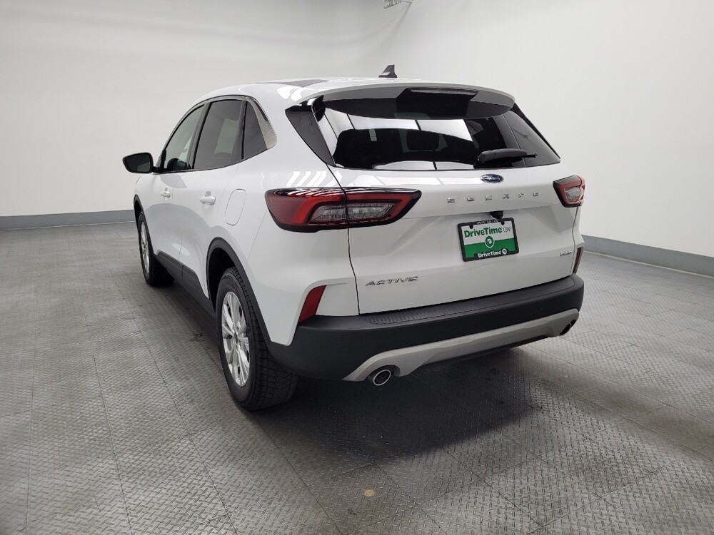 2023 Ford Escape in Las Vegas, NV 89104 - 18124366 5