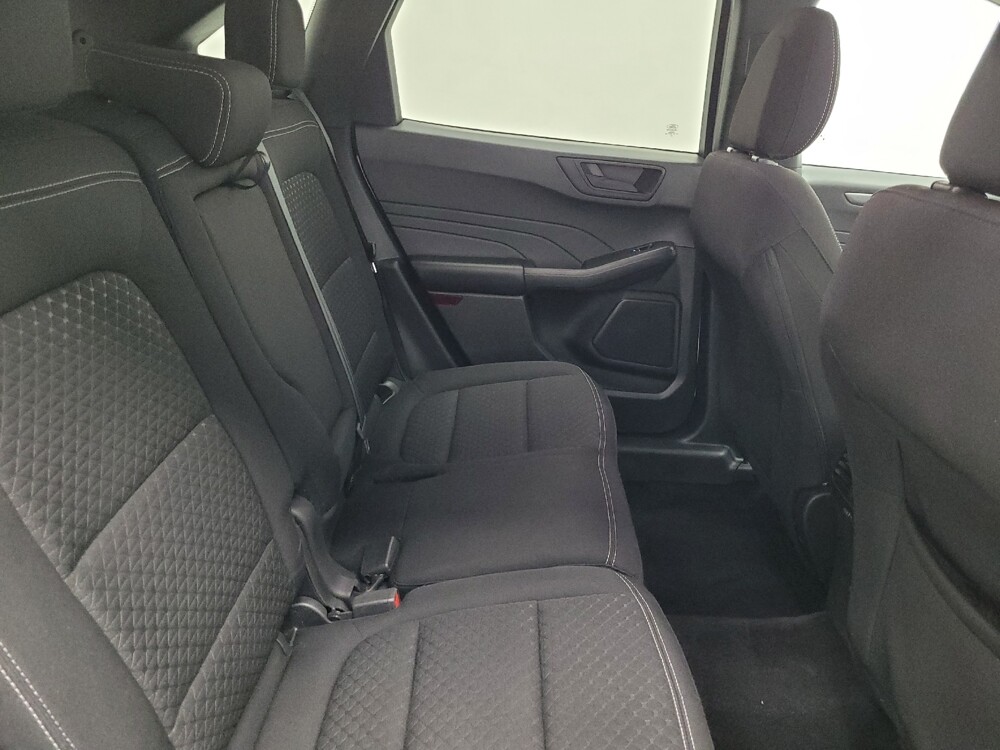 2023 Ford Escape in Las Vegas, NV 89104 - 18124366 19