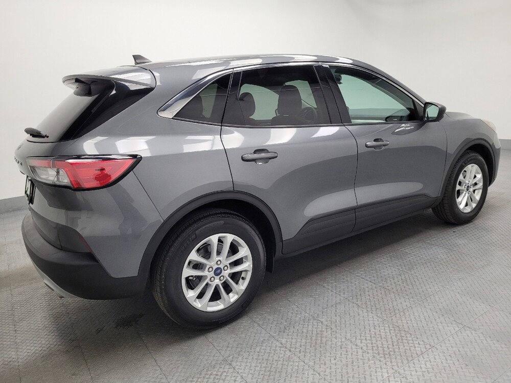 2022 Ford Escape in Las Vegas, NV 89104 - 18124369 10