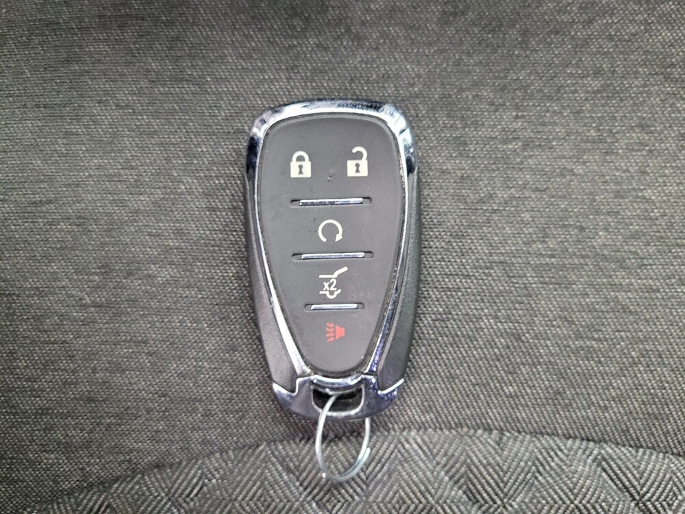 2023 Chevrolet Equinox in Las Vegas, NV 89104 - 18124370 32