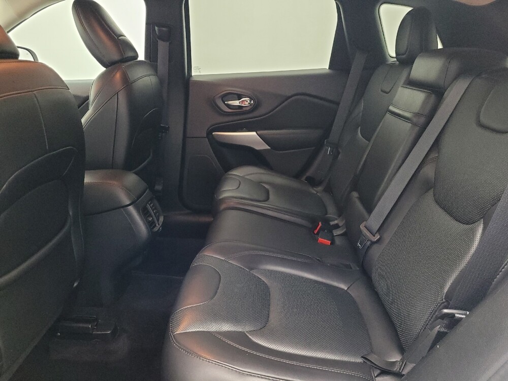 2017 Jeep Cherokee in Savannah, GA 31419 - 18124378 18