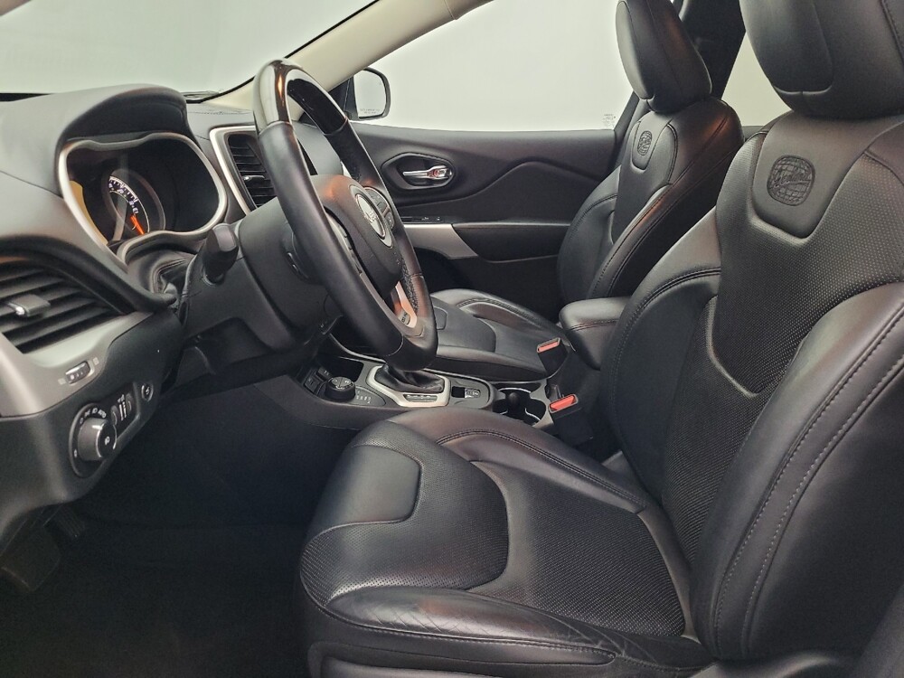 2017 Jeep Cherokee in Savannah, GA 31419 - 18124378 17