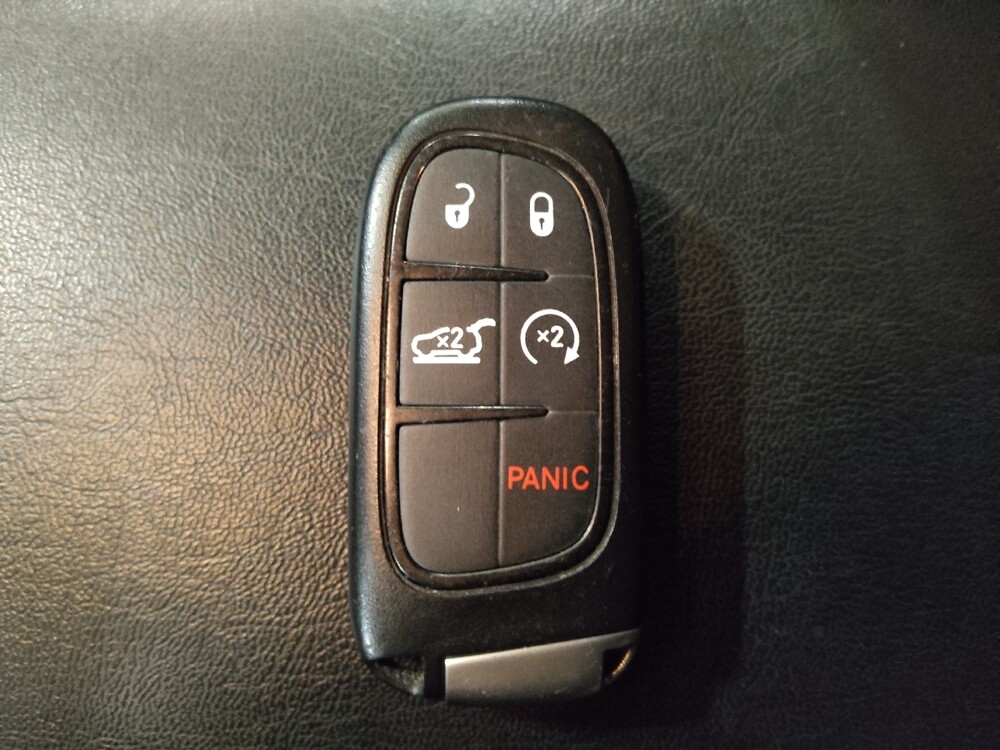 2017 Jeep Cherokee in Savannah, GA 31419 - 18124378 32