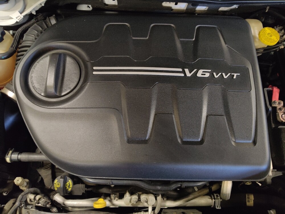 2017 Jeep Cherokee in Savannah, GA 31419 - 18124378 30