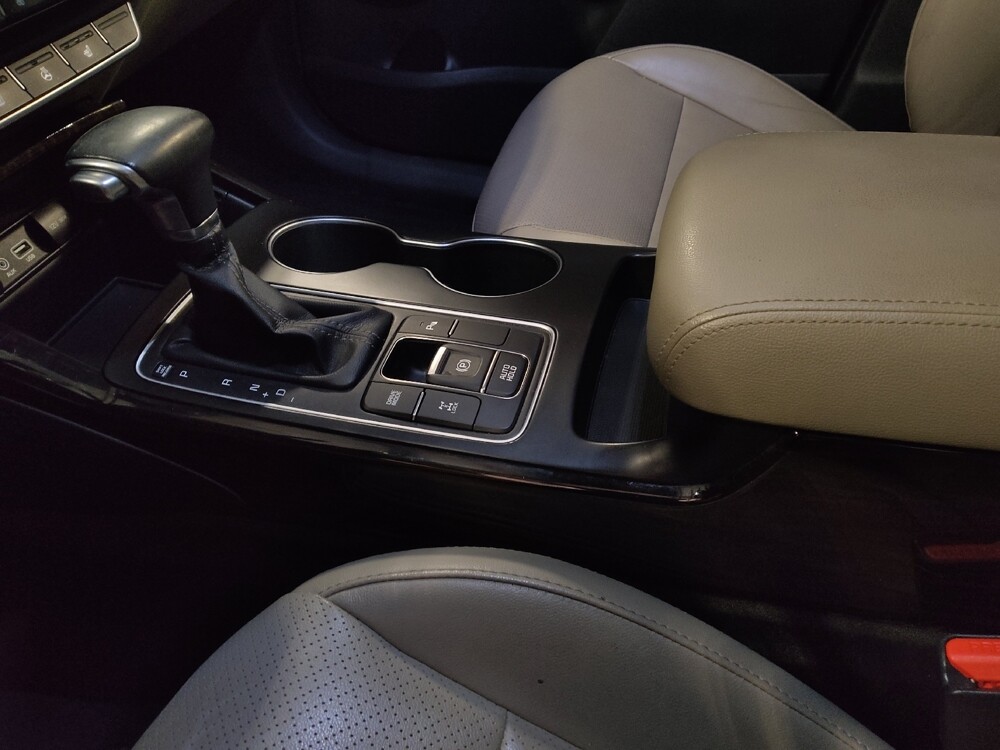 2019 Kia Sorento in Savannah, GA 31419 - 18124386 26