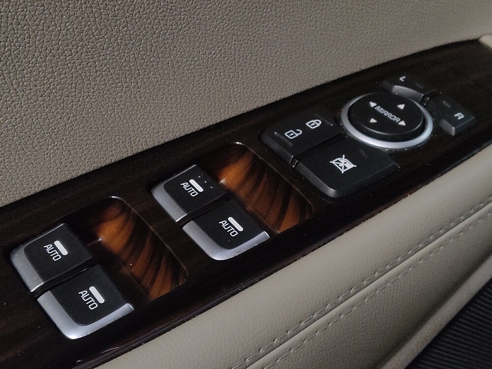 2019 Kia Sorento in Savannah, GA 31419 - 18124386 27