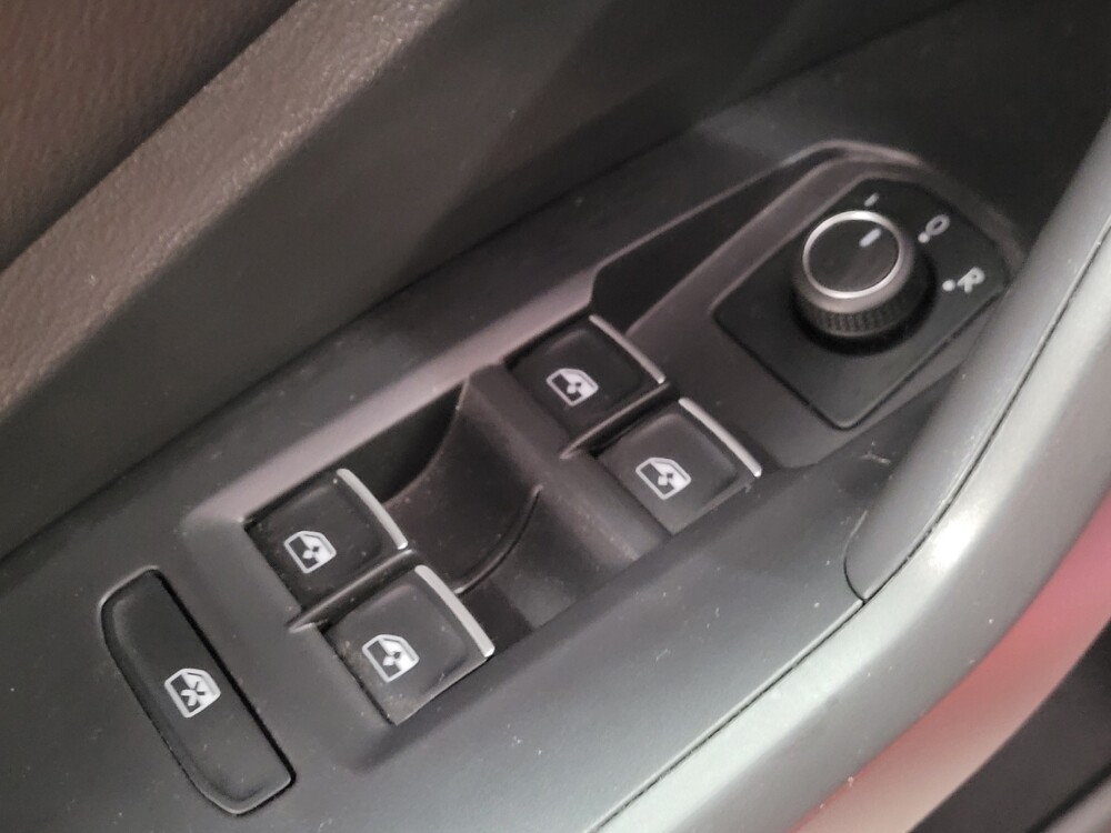 2021 Volkswagen Jetta in Hialeah, FL 33014 - 18124392 27