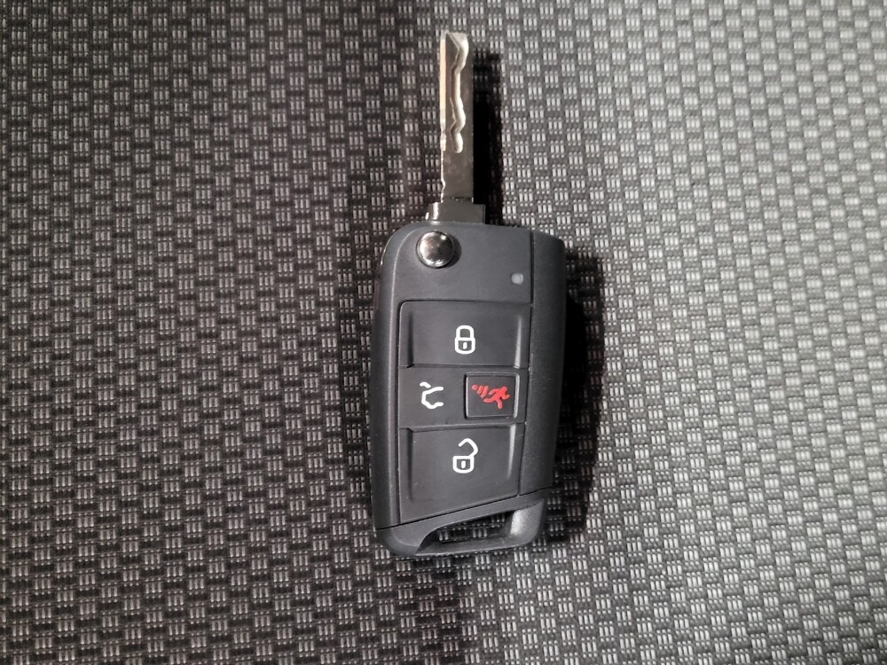 2021 Volkswagen Jetta in Hialeah, FL 33014 - 18124392 32