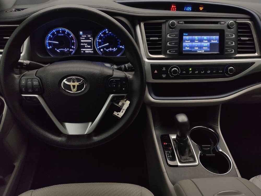 2018 Toyota Highlander in Ocala, FL 34471 - 18124393 22