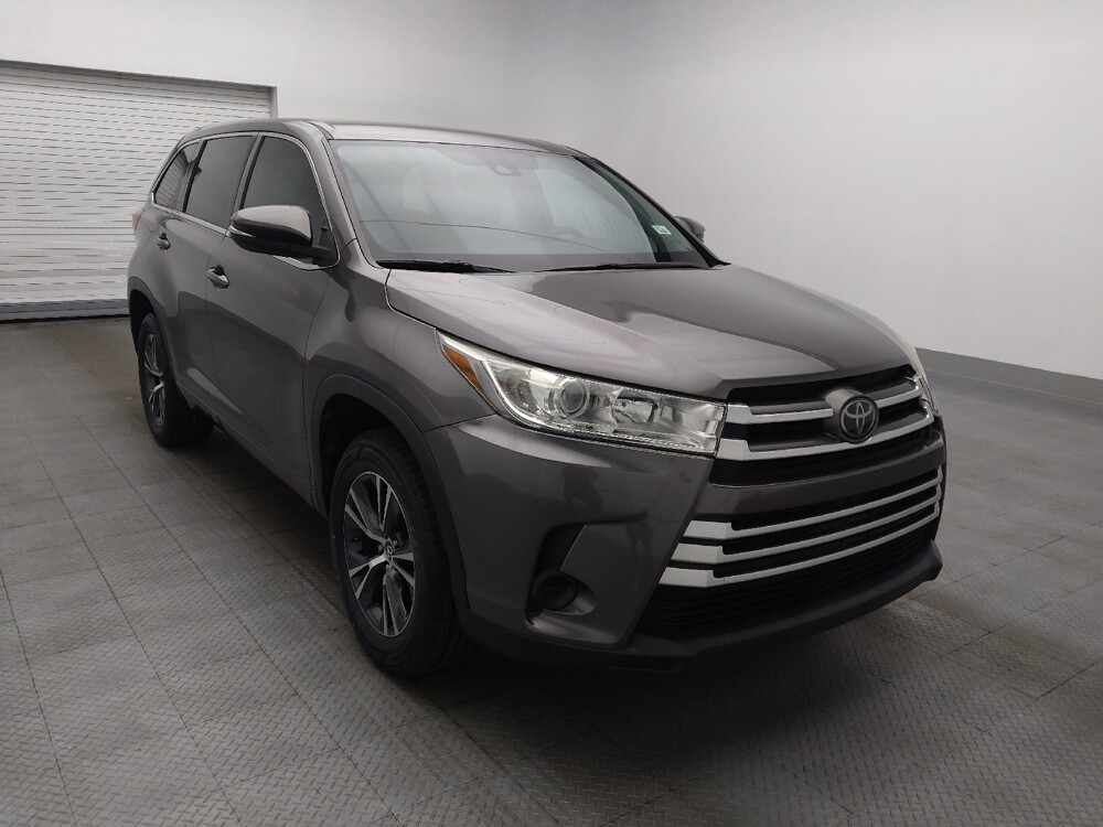 2018 Toyota Highlander in Ocala, FL 34471 - 18124393 13